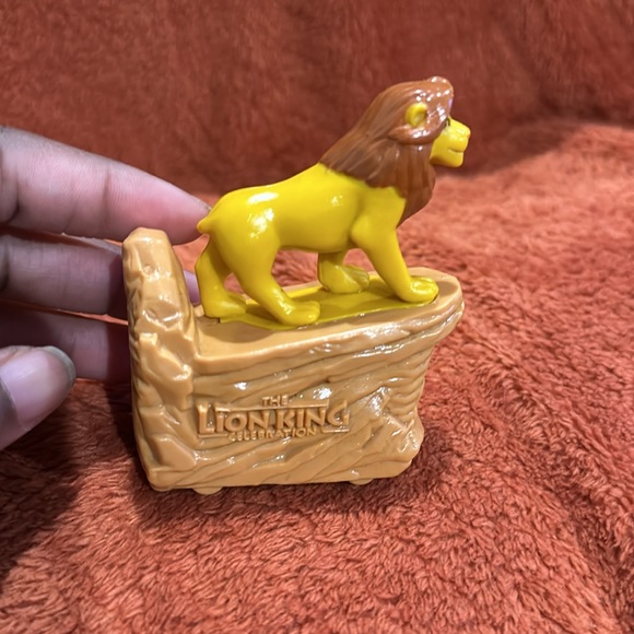 DISNEYLAND Vintage Lion King View Master - Picture 4 of 5
